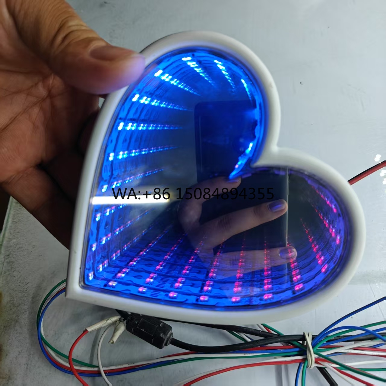 Decorative Mirror - 3D Mehrfarbiger Infinity-Spiegel Wanddekoration RGB Acryl-Lichteffekt